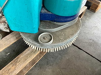 Wetrok servomatic 43 k vloerschrobmachine - afbeelding 12 van  13