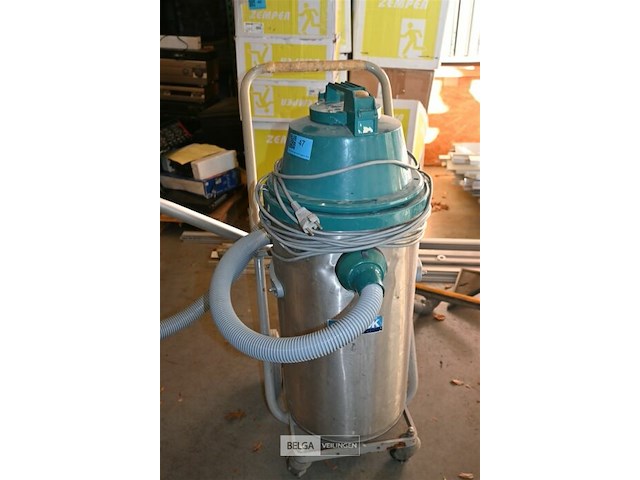 Wetrok stof- /waterzuiger - afbeelding 2 van  5