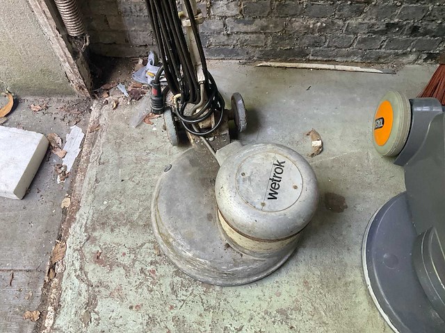 Wetrok vloerreiniger - afbeelding 3 van  3