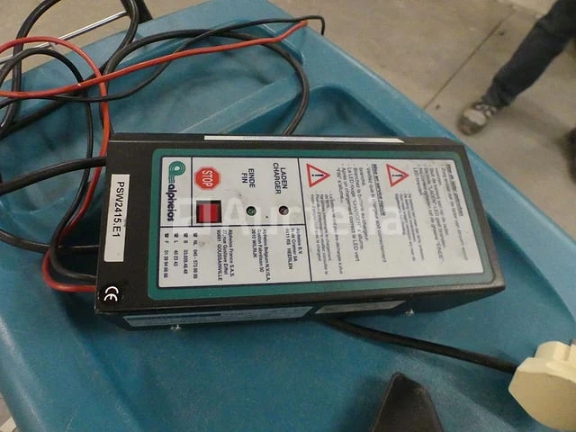 Wetrox duomatic elektrische vloerschrubberdroger - afbeelding 1 van  8