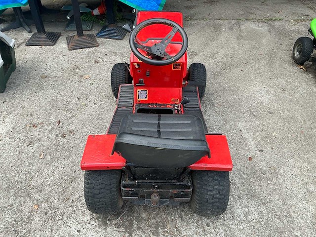Wheel horse 1120 minitractor - afbeelding 5 van  10