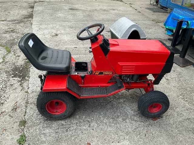Wheel horse 1120 minitractor - afbeelding 6 van  6