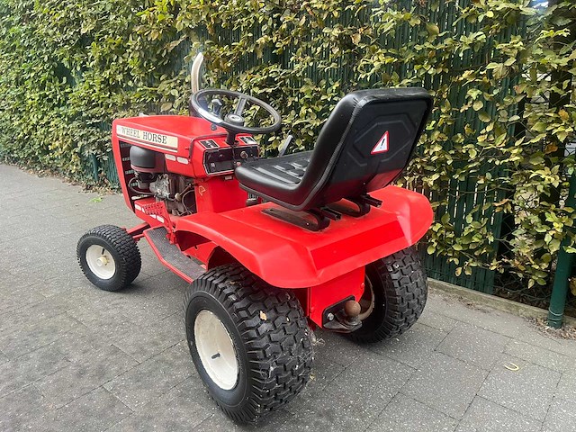 Wheel horse zitmaaier - afbeelding 5 van  9