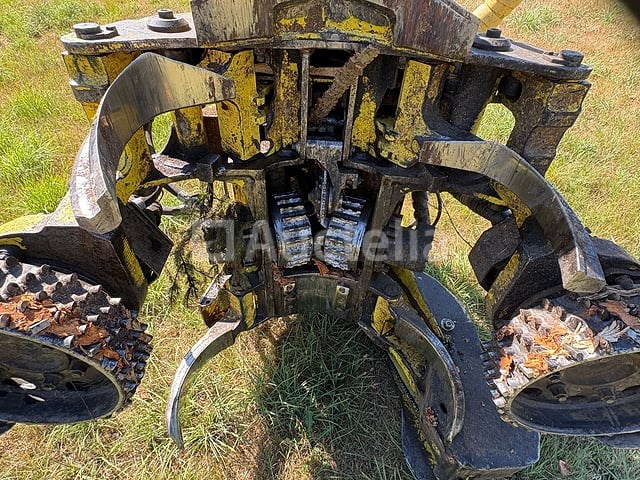 Wheeled harvester met ontarmkop ecolog 560 d - afbeelding 6 van  44
