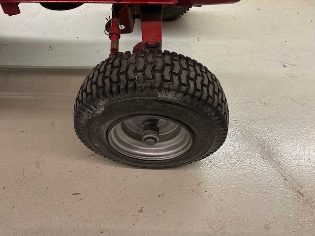 Wheeler horse b-112 tuintractor - afbeelding 8 van  24