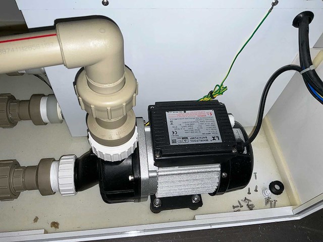 Whirlpool floating tank - afbeelding 9 van  12