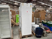 Whirlpool uw8 f2y wbi f vriezer