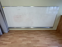 Whiteboard met frame 300x125cm - afbeelding 1 van  1