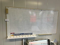 Whiteboard met raster, inclusief diverse magneten, planbord, 200 x 100 cm