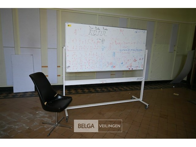 Whiteboard op wielen - afbeelding 1 van  5
