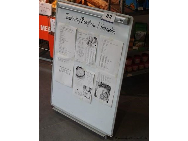 Whiteboard - afbeelding 1 van  1