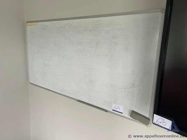 Whiteboard - afbeelding 1 van  1