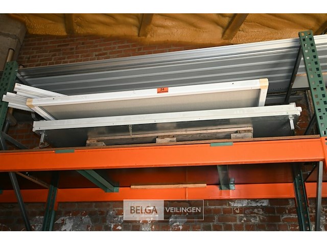 Whiteboard - afbeelding 1 van  1