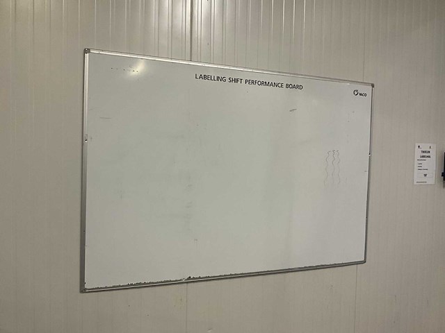 Whiteboard - afbeelding 1 van  3