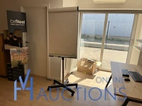 Whiteboard/flipover