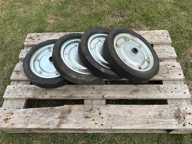 Wicke gmbh - serie gb - wicke gmbh - wielen met banden (4x) (4x) - afbeelding 1 van  2