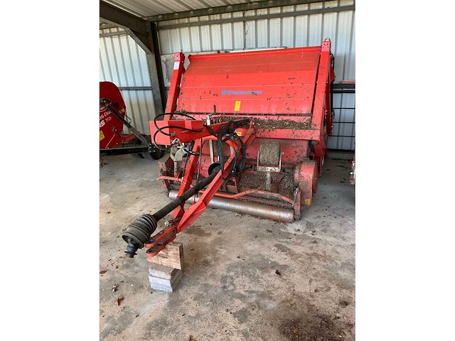 Wiedenmann super 500 universele turfonderhoudsmachine - afbeelding 1 van  2
