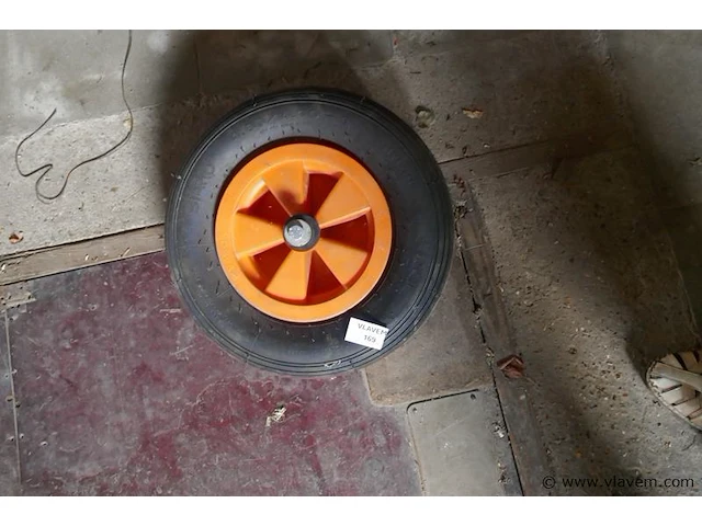 Wiel voor kruiwagen - afbeelding 1 van  1