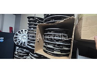 Wieldekken: volkswagen, peugeot, citroën, ford, opel, renault, toyota,... - afbeelding 6 van  12