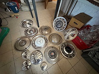 Wieldeksels oldtimers partij - parts (32x) - afbeelding 8 van  9