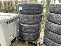 Wielen 4 stuks pirelli - afbeelding 1 van  5