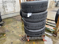 Wielen 4 stuks pirelli - afbeelding 1 van  4