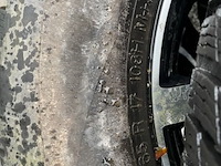 Wielen 4 stuks waaronder michelin en vredestein - afbeelding 2 van  3