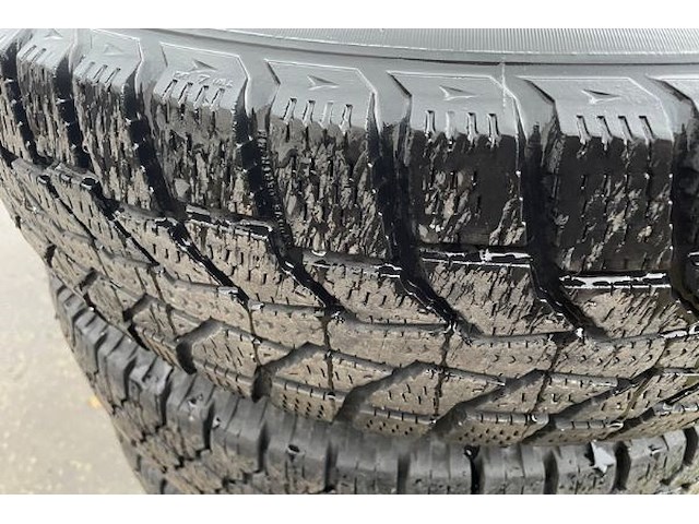 Wielen 5 stuks nokian - afbeelding 4 van  4