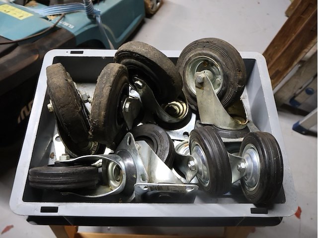 Wielen (x8) - afbeelding 1 van  3