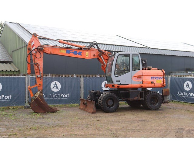 Wielgraafmachine fiat kobelco e175w diesel 112kw 2003 - afbeelding 1 van  1