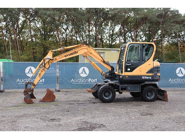 Wielgraafmachine hyundai 55w-9 diesel 41kw 2013 - afbeelding 1 van  1