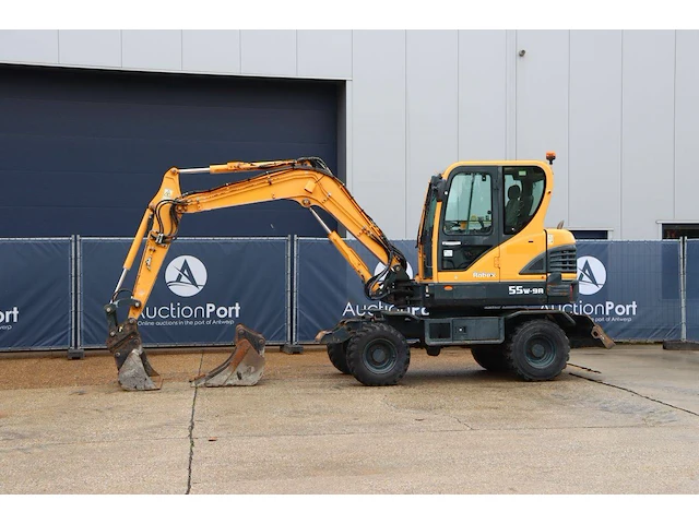 Wielgraafmachine hyundai robex 55w-9a diesel 48.5kw 2021 - afbeelding 1 van  1