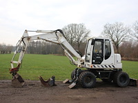 Wielgraafmachine komatsu pw 95 diesel 2004