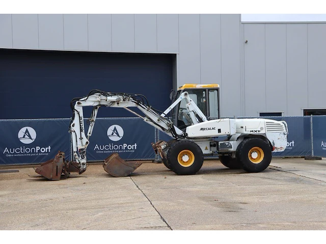 Wielgraafmachine mecalac 12mxt diesel 74kw 2005 - afbeelding 1 van  1