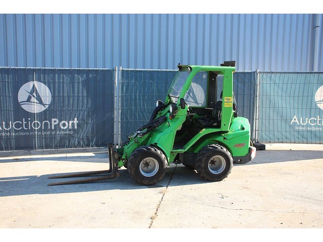 Wiellader avant m635 diesel 26kw 2010 - afbeelding 1 van  1