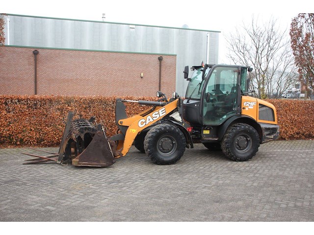 Wiellader case 121f diesel 48kw 2017 - afbeelding 1 van  1