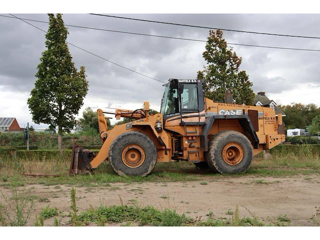 Wiellader case 921f diesel 199kw 2003 - afbeelding 1 van  1
