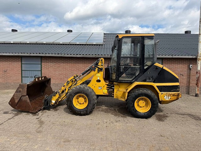 Wiellader caterpillar 906 diesel 2006 - afbeelding 1 van  1