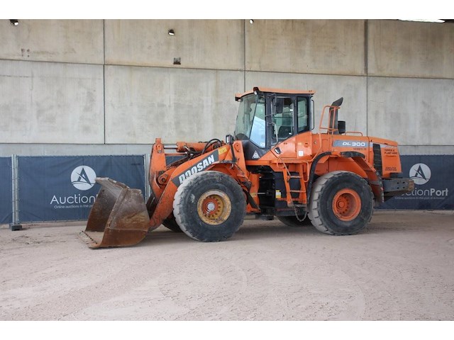 Wiellader doosan dl300 series iii diesel 22kw 2014 - afbeelding 1 van  1