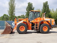 Wiellader doosan dl350-5 diesel 202kw 2016 - afbeelding 1 van  1