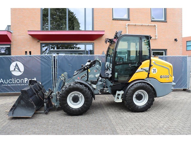 Wiellader giant g5000 x-tra diesel 54.6kw 2022 - afbeelding 1 van  1