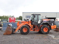 Wiellader hitachi zw250-6 diesel 196kw 2019 - afbeelding 1 van  1