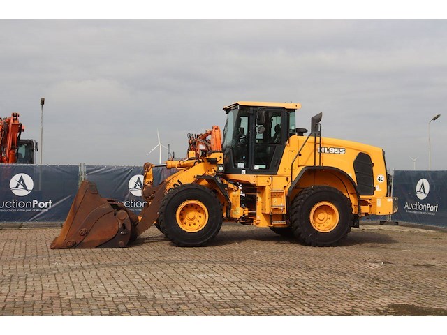 Wiellader hyundai hl955 diesel 147kw 2018 - afbeelding 1 van  1