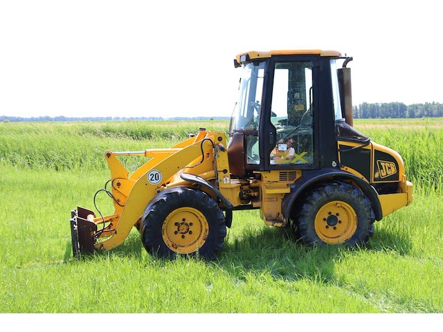 Wiellader jcb slp407 diesel 57.5kw 2004 - afbeelding 1 van  1