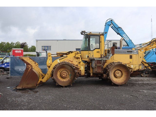Wiellader komatsu wf450-3d diesel 194kw 2003 - afbeelding 1 van  1
