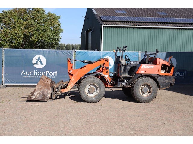 Wiellader kubota r065 diesel 34kw 2016 - afbeelding 1 van  1