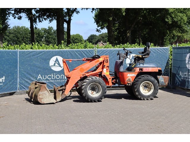 Wiellader kubota r520nh diesel 2011 - afbeelding 1 van  1