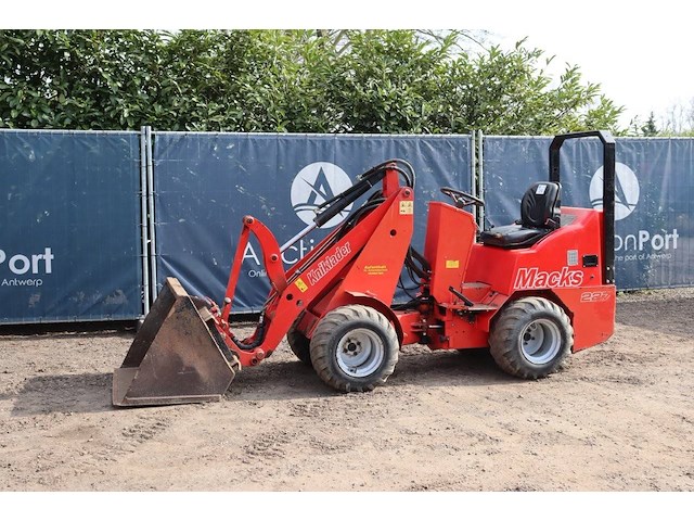 Wiellader macks 227 diesel 2009 - afbeelding 1 van  1
