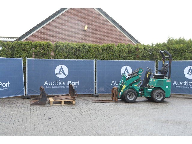 Wiellader sherpa 200 diesel 2015 met graafbak en palletvorken - afbeelding 1 van  1