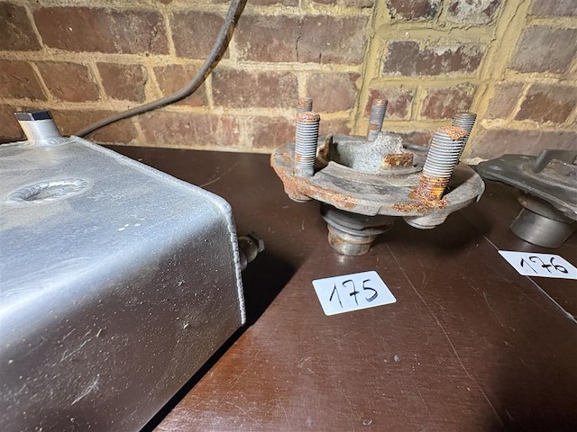 Wielnaaf - afbeelding 2 van  3